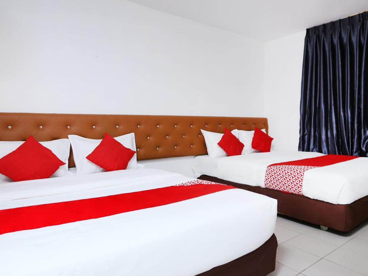 Oyo 89672 Eg Hotel Jj Johor Bahru Exterior photo