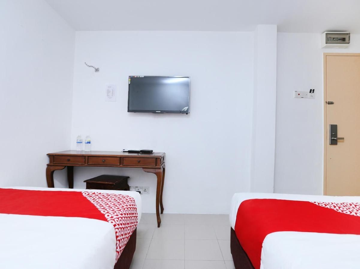 Oyo 89672 Eg Hotel Jj Johor Bahru Exterior photo