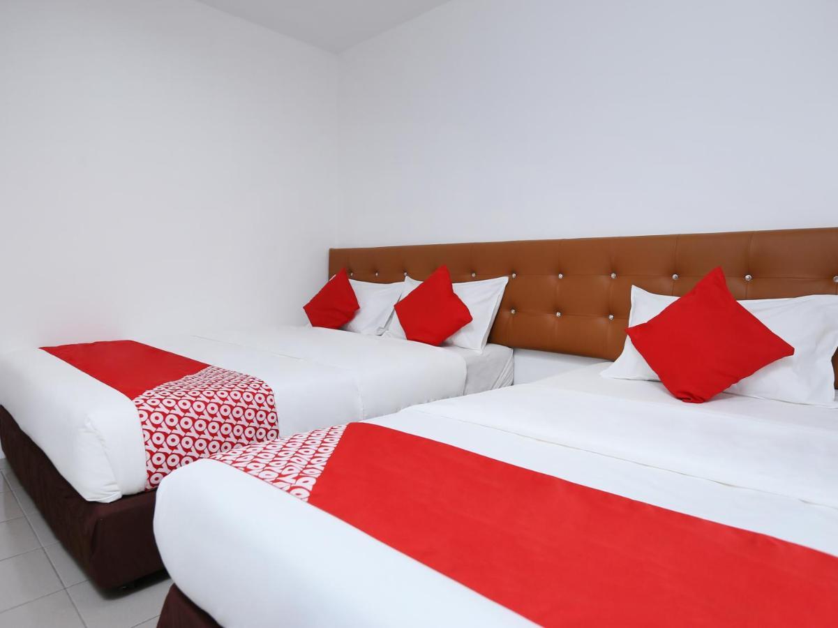 Oyo 89672 Eg Hotel Jj Johor Bahru Exterior photo